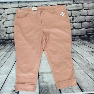 NWT Style & Company Peach Curvy Capri NWT Size 22W